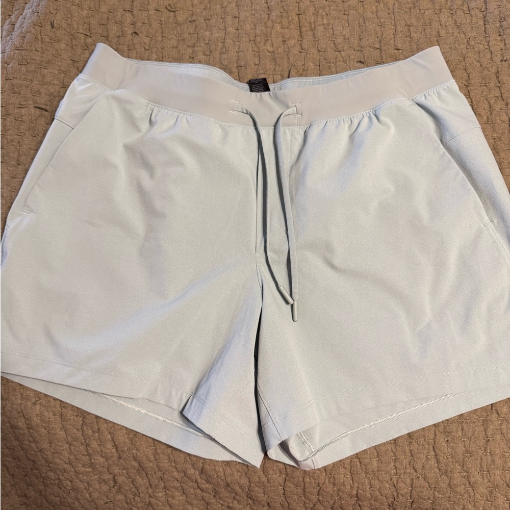 Lululemon Athletica Light Green Gray Men's Athletic Shorts